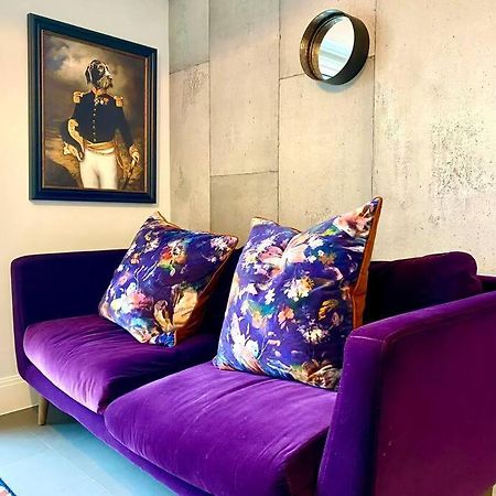 Stunning Apartment - 1 Minute Walk To Poole Quay - Great Location - Free Parking - Fast Wifi - Smart Tv - Newly Decorated - Sleeps Up To 2! Close To Poole & Bournemouth & Sandbanks Extérieur photo